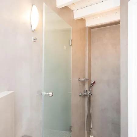 Villa Cavo Blue